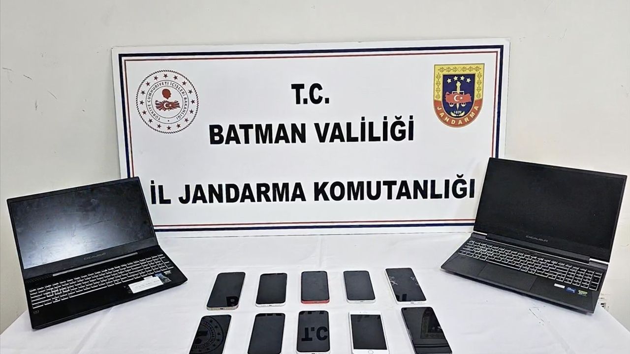 Batman'da Yasa Dışı Çevrim İçi Bahis Operasyonu: 2 Şüpheli Tutuklandı