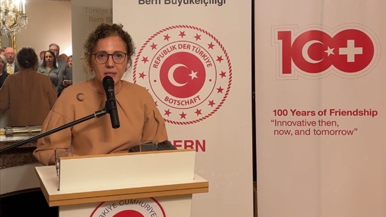 Bern'de 'Türkiye-İsviçre Dostluğunun 100. Yılı' Arşiv Sergisi Açıldı