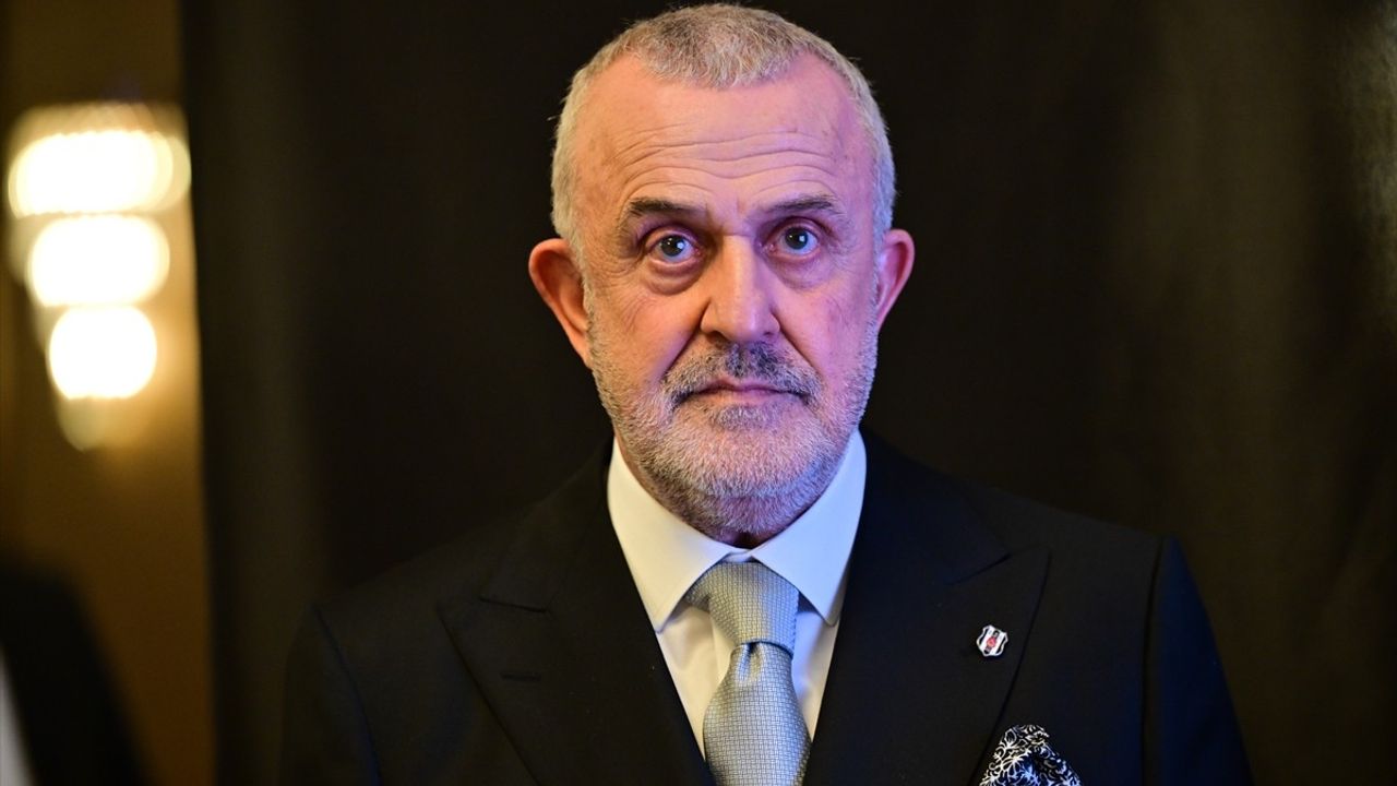 Beşiktaş'ta Divan Kurulu Başkan Adayı Ahmet Ürkmezgil Üyelerle Buluştu