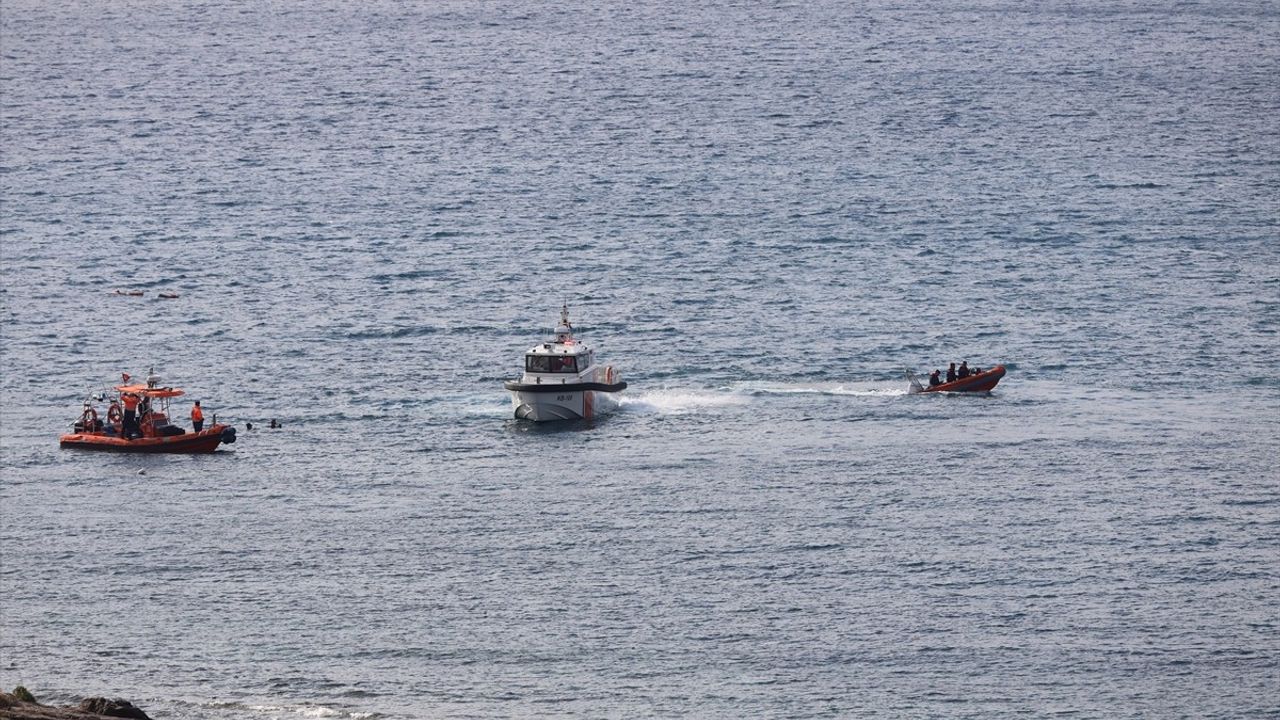 Bodrum'da göçmen teknesi battı: 7 ölü, 2 kurtarıldı