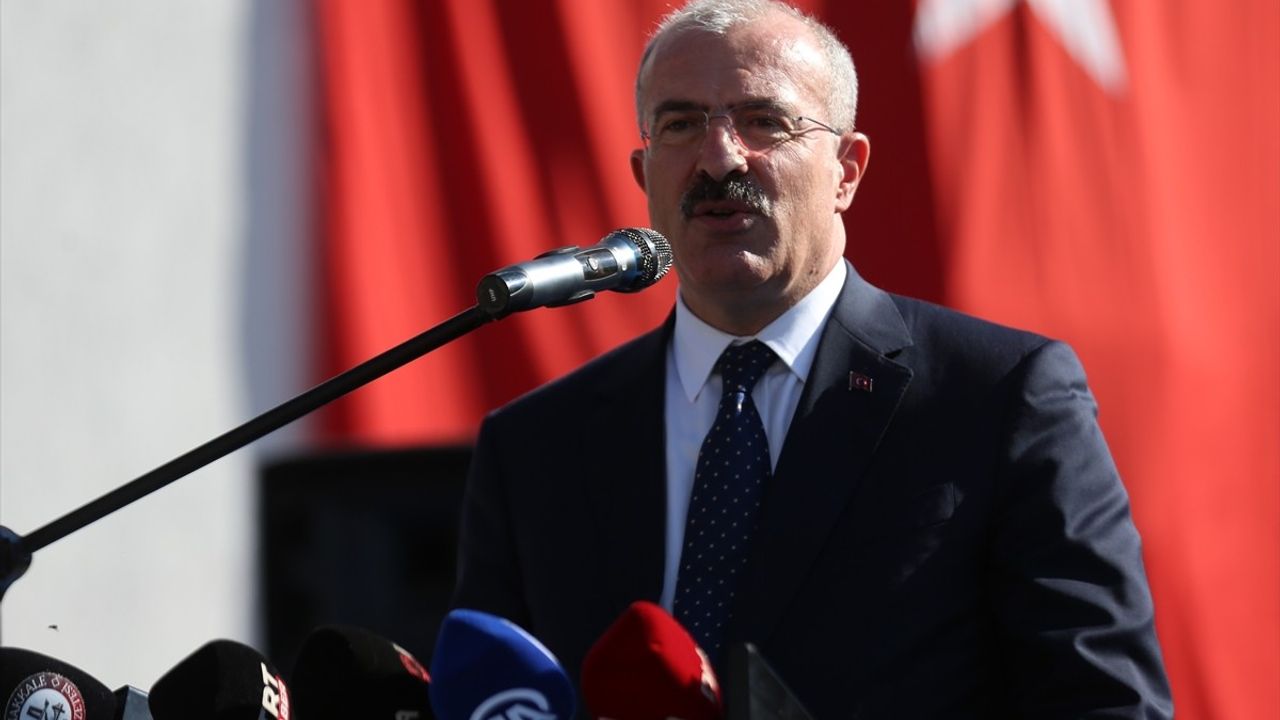 Bülent Turan Çanakkale'de: '85 Milyon Omuz Omuza'