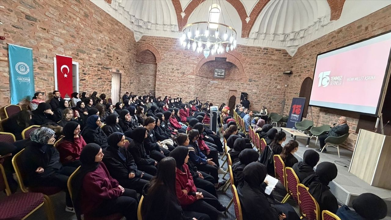 Bursa'da 15 Temmuz Şehitleri İçin 'Her Ay 253 Hatim' Programı