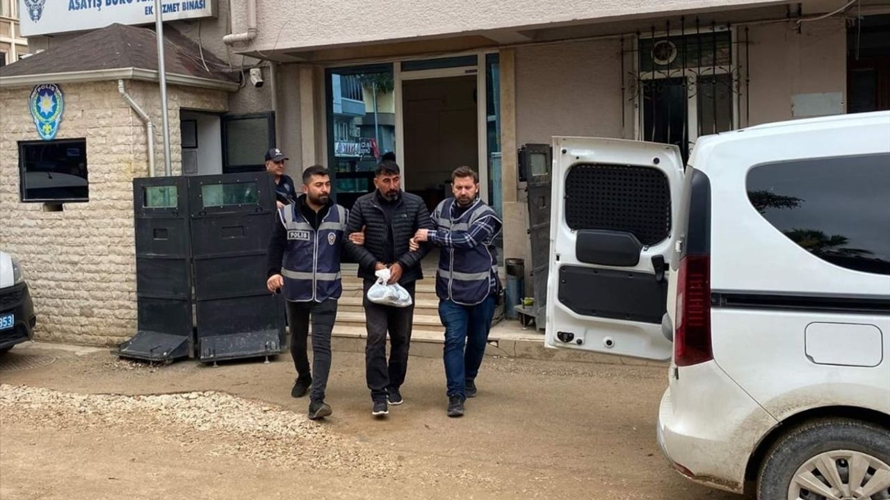 Bursa'da 21 Yıl Hapis Cezası Bulunan Firari Hükümlü Yakalandı