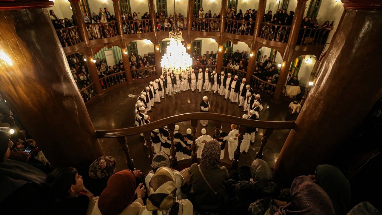 Bursa'da Tasavvuf Geleneği: 'Devran-ü Kıyam ve Sema' İcrası