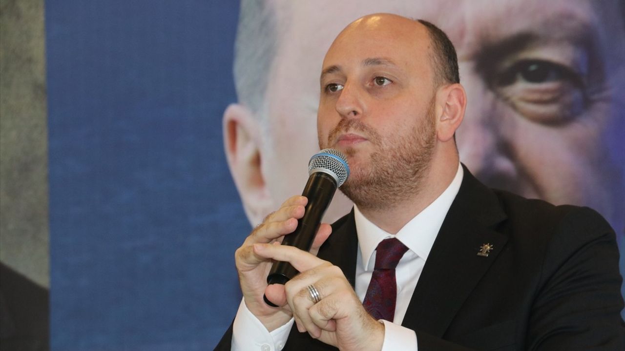 Büyükgümüş: Terörle mücadele bitmedi, Mehmetçik hazır