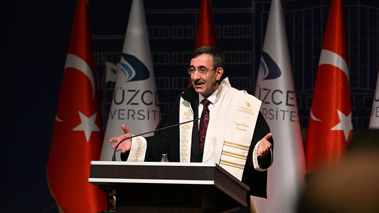 Cevdet Yılmaz’a Düzce Üniversitesi’nde Fahri Profesörlük ve 488,5 Milyar TL Eğitim Desteği