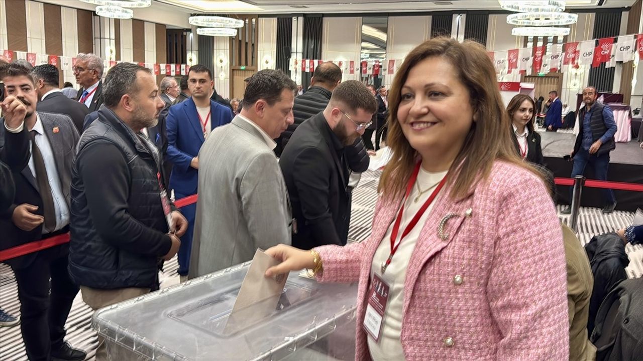 CHP Afyonkarahisar 39. Olağan İl Kongresi: Hasan Karadeniz İl Başkanı Seçildi