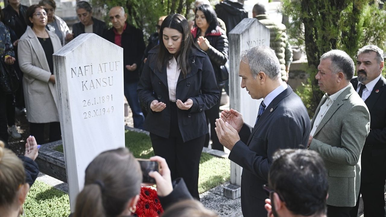 CHP'li Suat Özçağdaş: Nafi Atuf Kansu Gibi Devlet Adamlarına İhtiyacımız Var