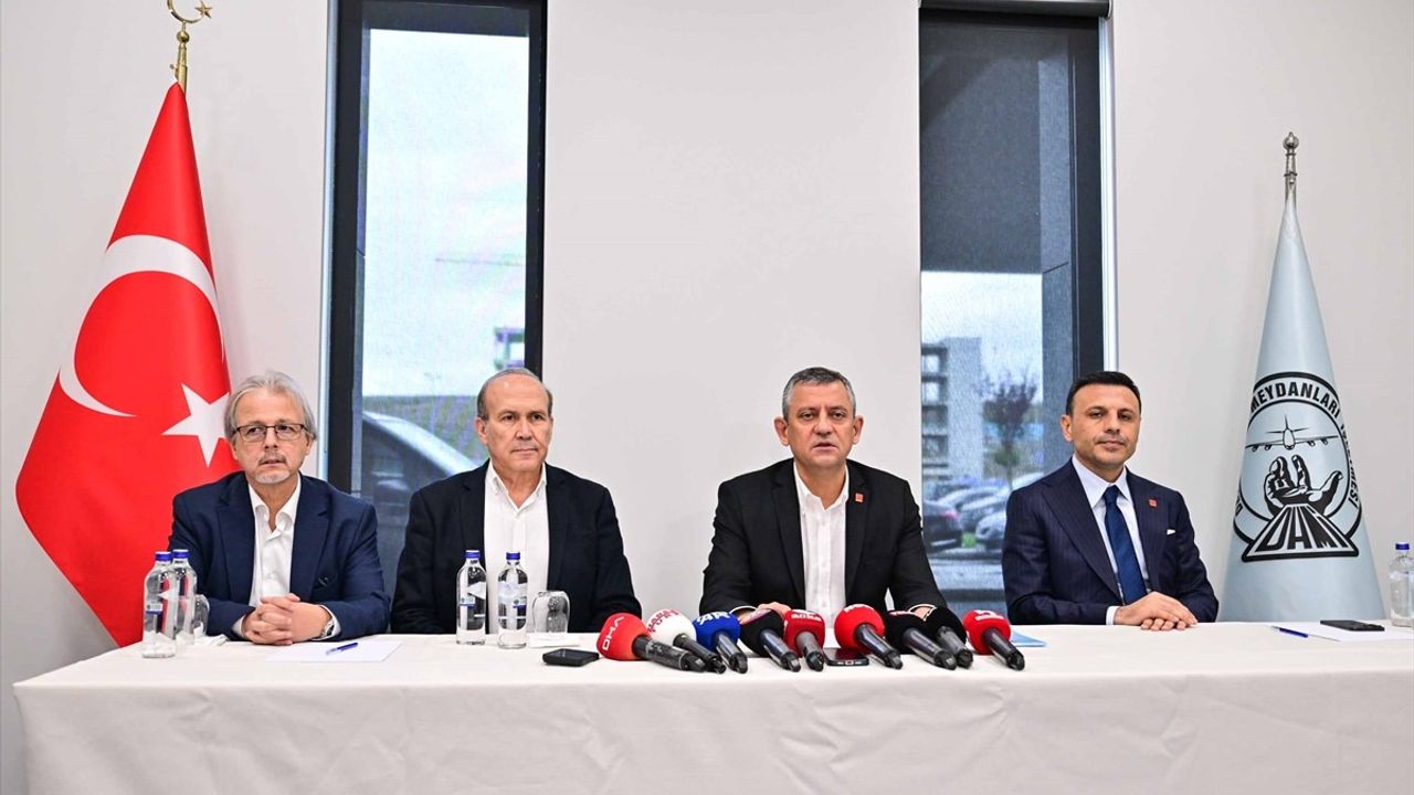 CHP Lideri Özgür Özel: Gazze Ateşkesi ve Madrid‑Brüksel Temasları