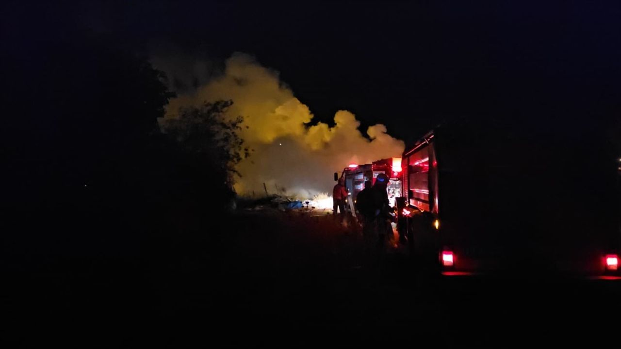 Çorum'da Seyir Halindeki Otomobil Alev Aldı — Yangın Söndürüldü