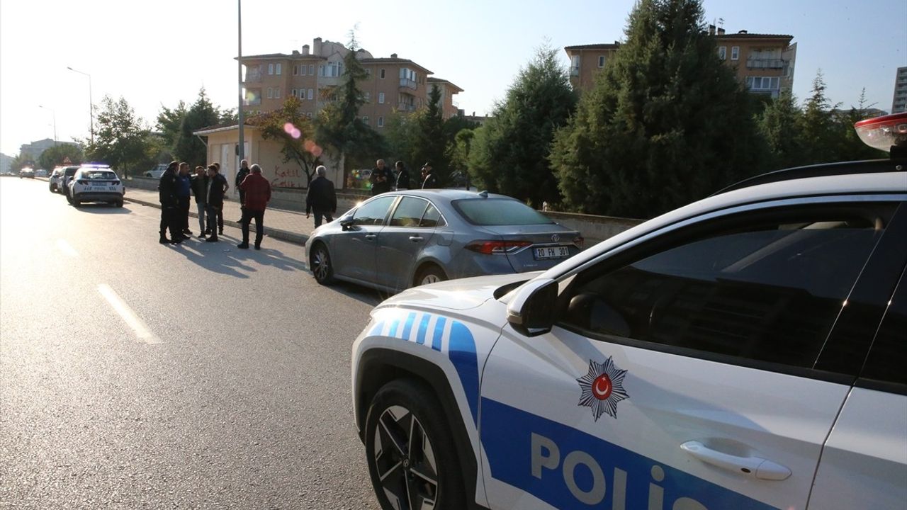 Denizli'de Okul Müdürüne Silahlı Saldırı: Kantin Çalışanı Şüpheli