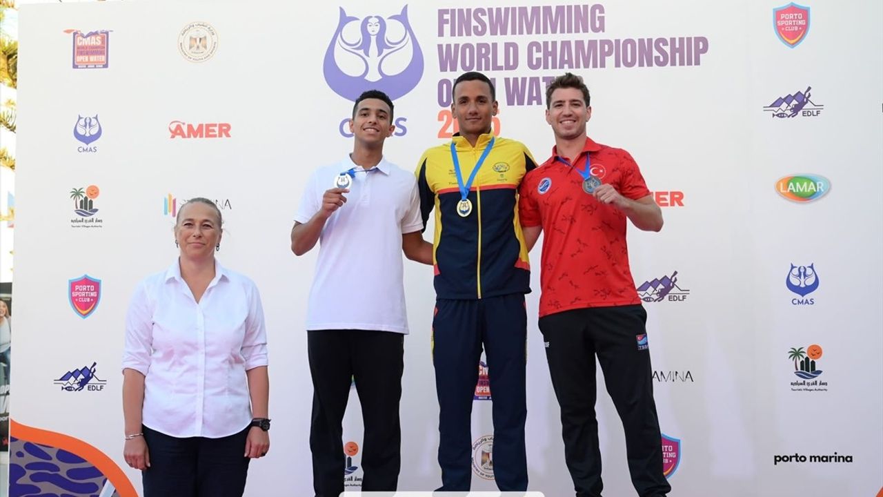 Derin Toparlak'tan 2 Bronz Madalya | 2025 CMAS Paletli Yüzme Açık Su Dünya Şampiyonası