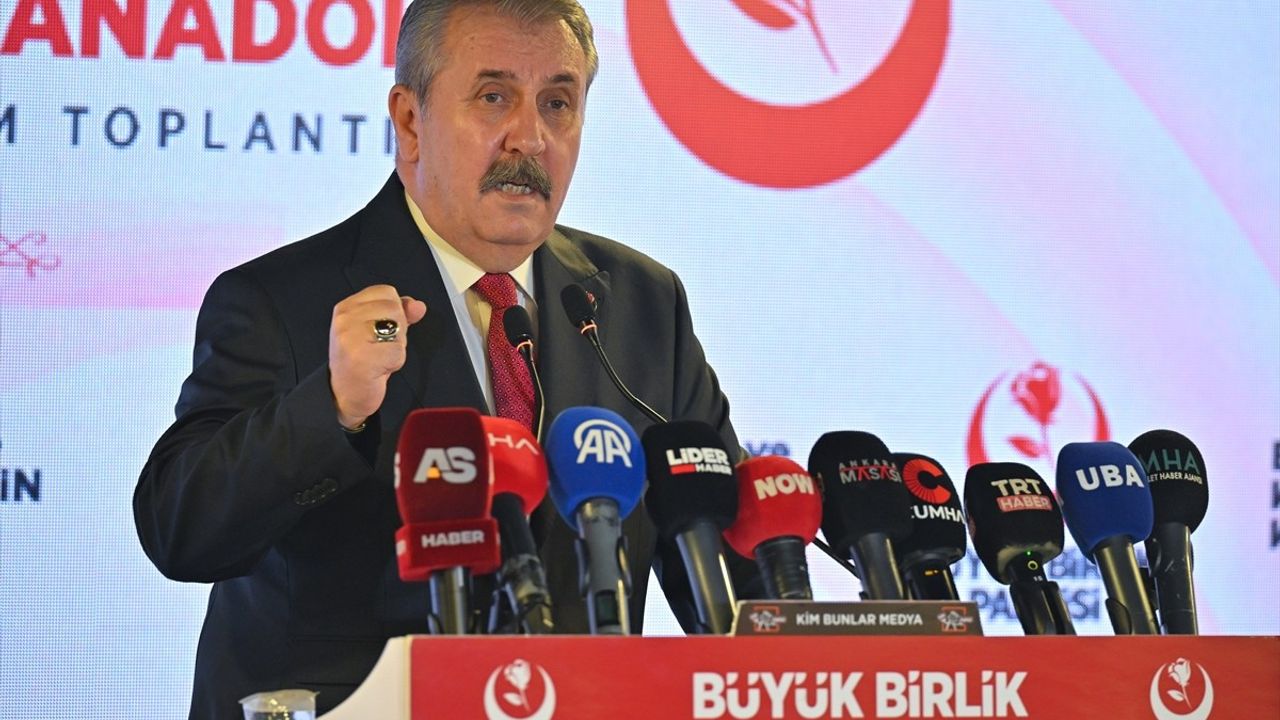 Destici: "15 yaş akıl baliğ; çete, terör ve uyuşturucu suçlarında 18 yaş gibi yargılansın"