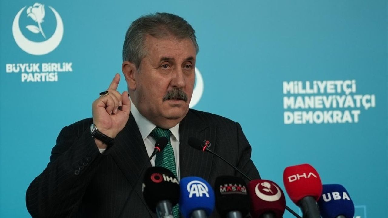 Destici: Netanyahu ve savaş kabinesi yargılanmalı; Şarm el-Şeyh Barışı umut verici