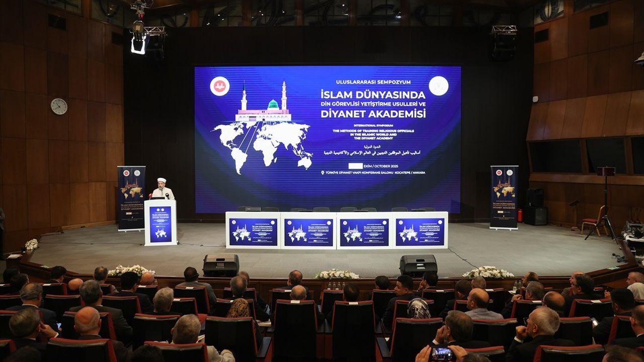 Diyanet Akademisi Sempozyumu: İslam Dünyasında Din Görevlisi Yetiştirme Usulleri