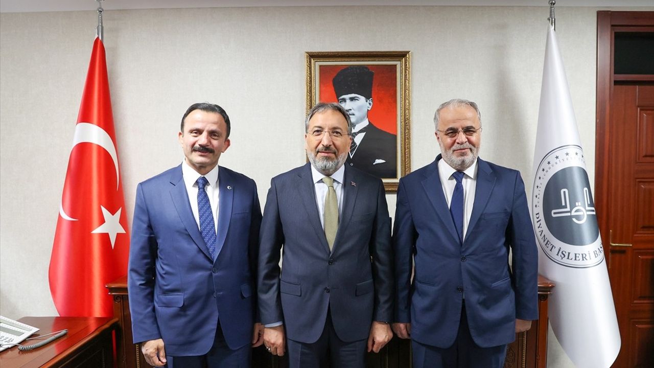 Diyanet İşleri Başkan Yardımcıları Göreve Başladı