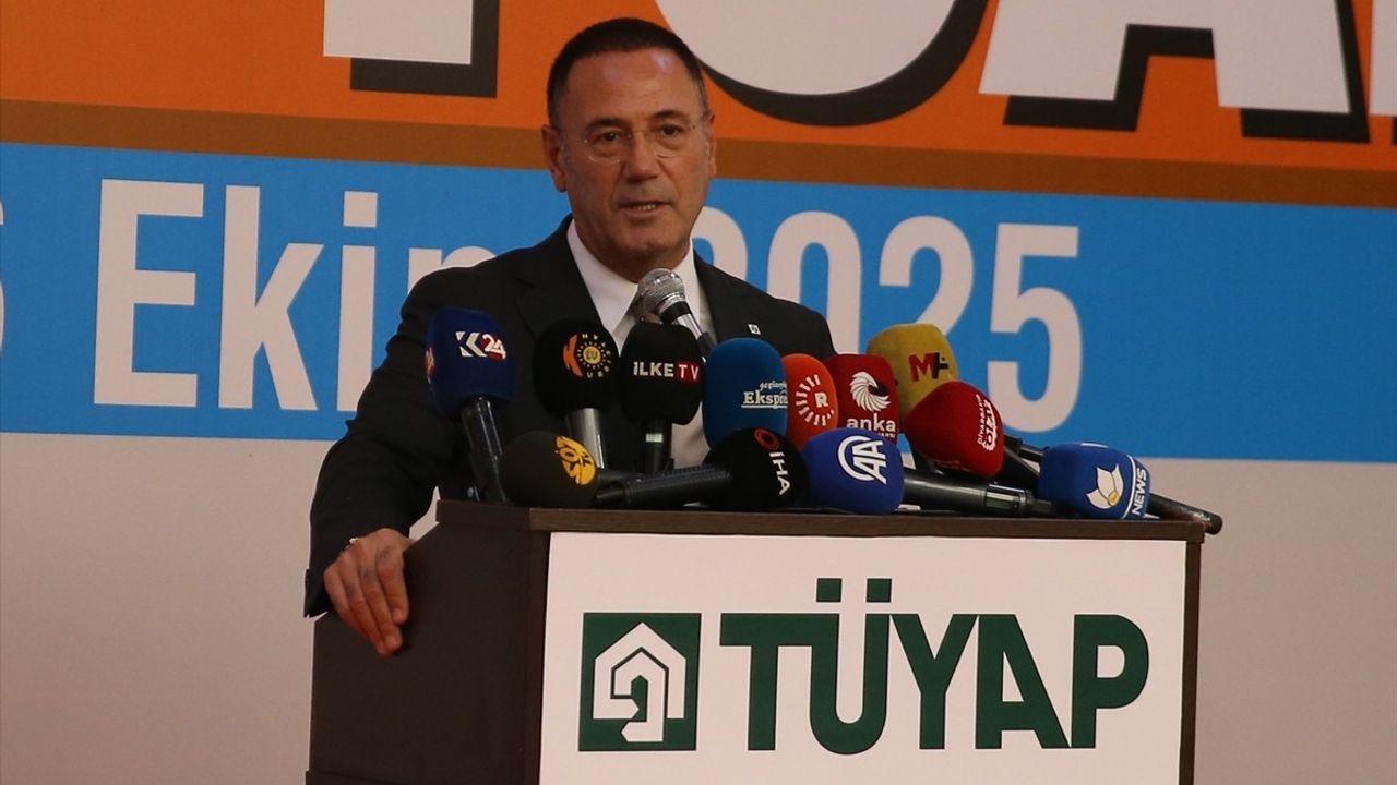 Diyarbakır 9. Kitap Fuarı TÜYAP İmzasıyla Açıldı