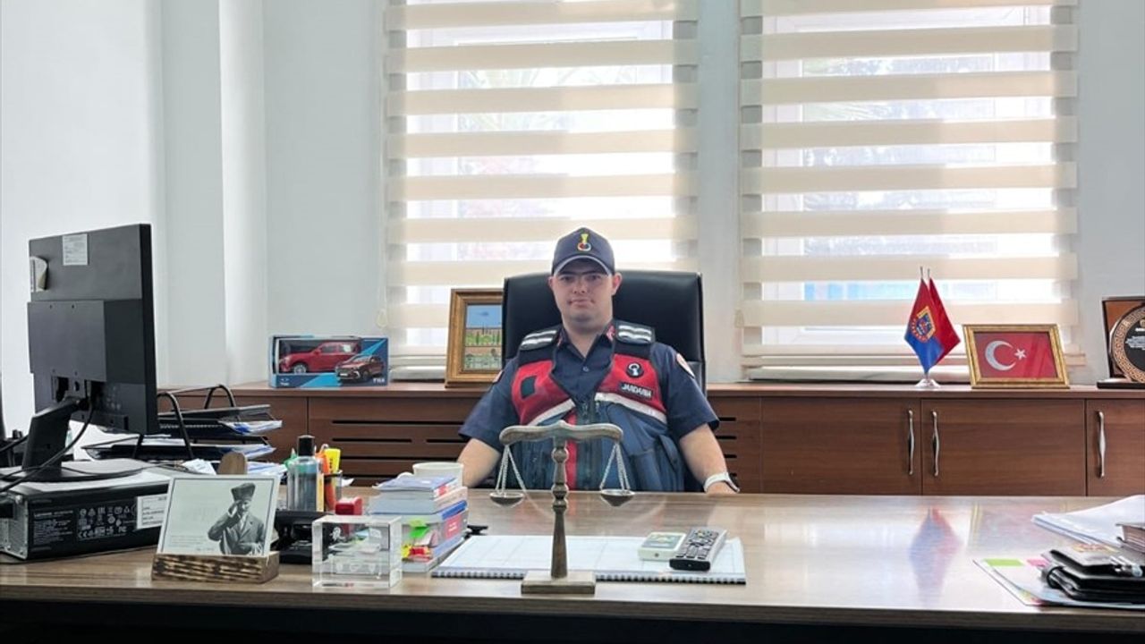 Down Sendromlu Eren Altuntaş'ın Askerlik Hayali Darıca'da Gerçekleşti