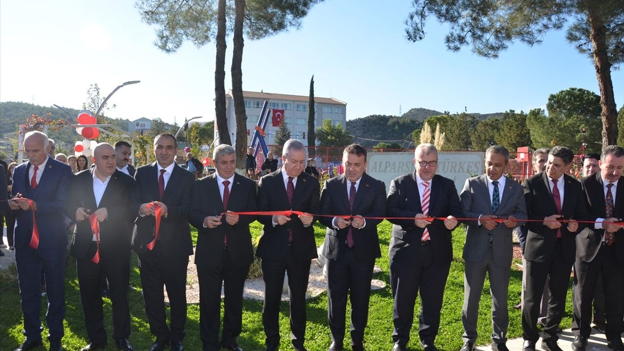 Durmaz: 'Terörsüz Türkiye' Vizyonu ve Alparslan Türkeş Yaşam Vadisi Bilecik'te Açıldı