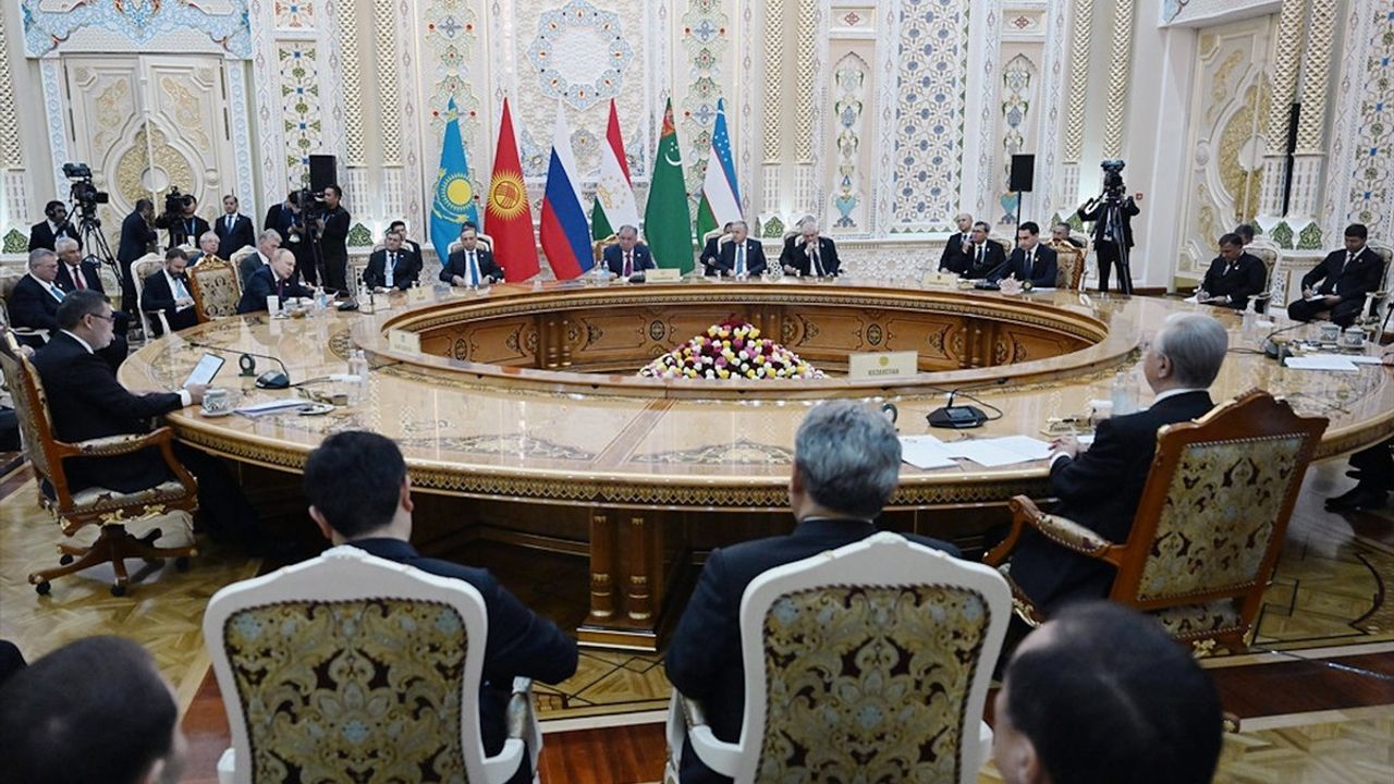 Duşanbe'de Orta Asya-Rusya Zirvesi Başladı