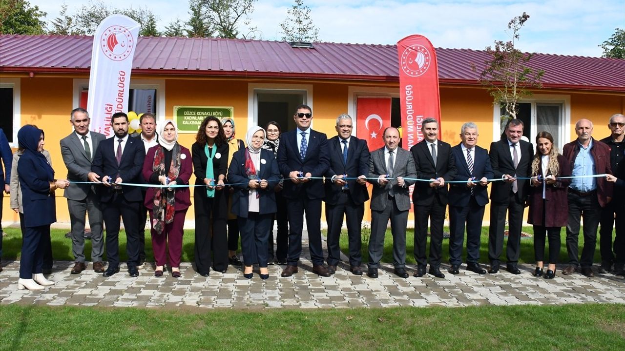 Düzce'de Atıl Köy Okulu Kadın Kooperatifine Dönüştürüldü