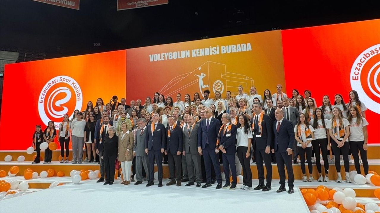 Eczacıbaşı Spor Kulübü Kartal'da Yeni Salonunu Açtı