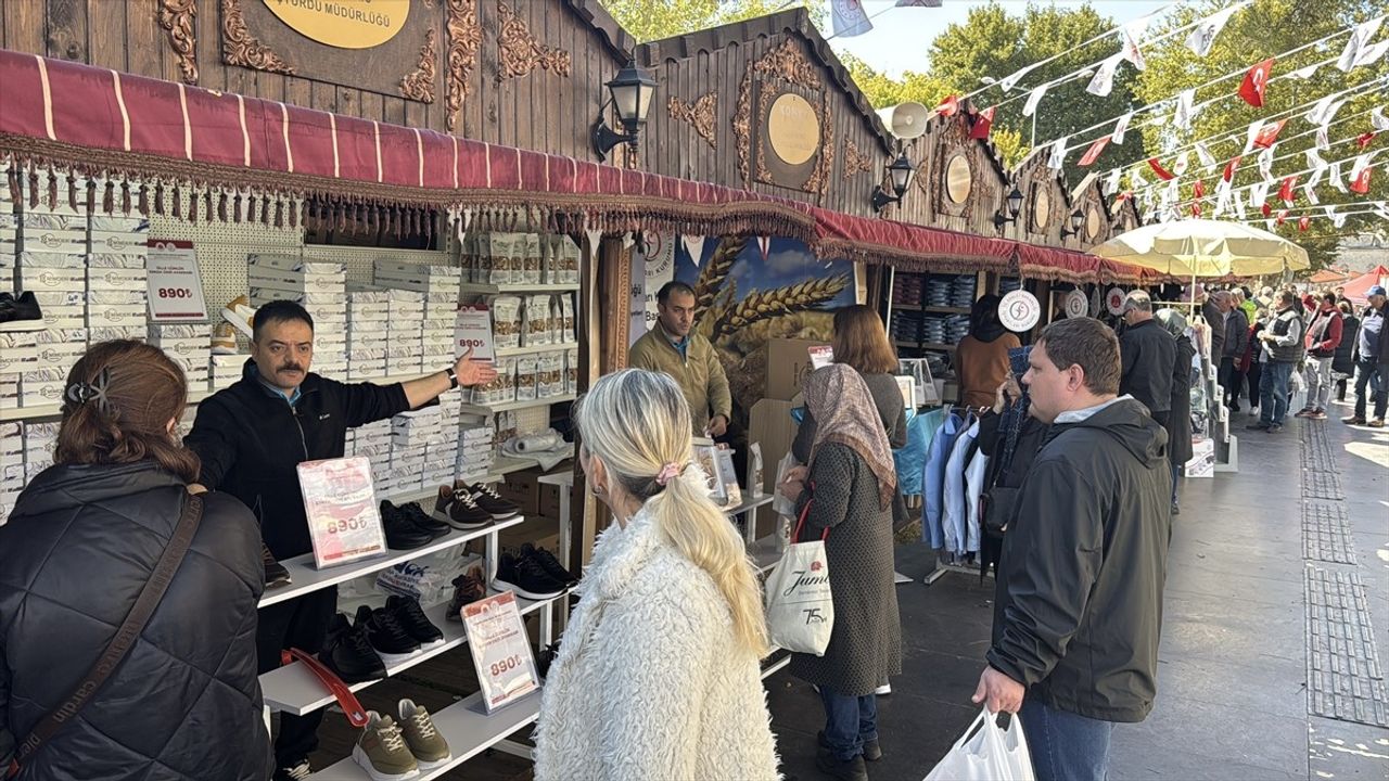 Edirne'de İşyurtları Ürün ve El Sanatları Fuarı'na Yoğun İlgi