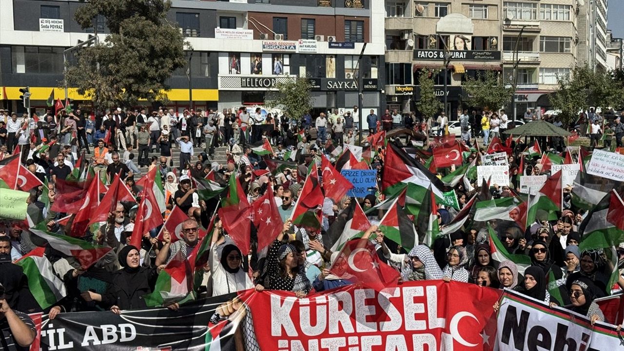 Elazığ'da Gazze ve Sumud Filosu Saldırıları Protesto Edildi