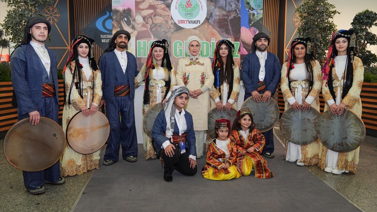 Emine Erdoğan'dan "Siirtlilerle Buluşma" paylaşımı