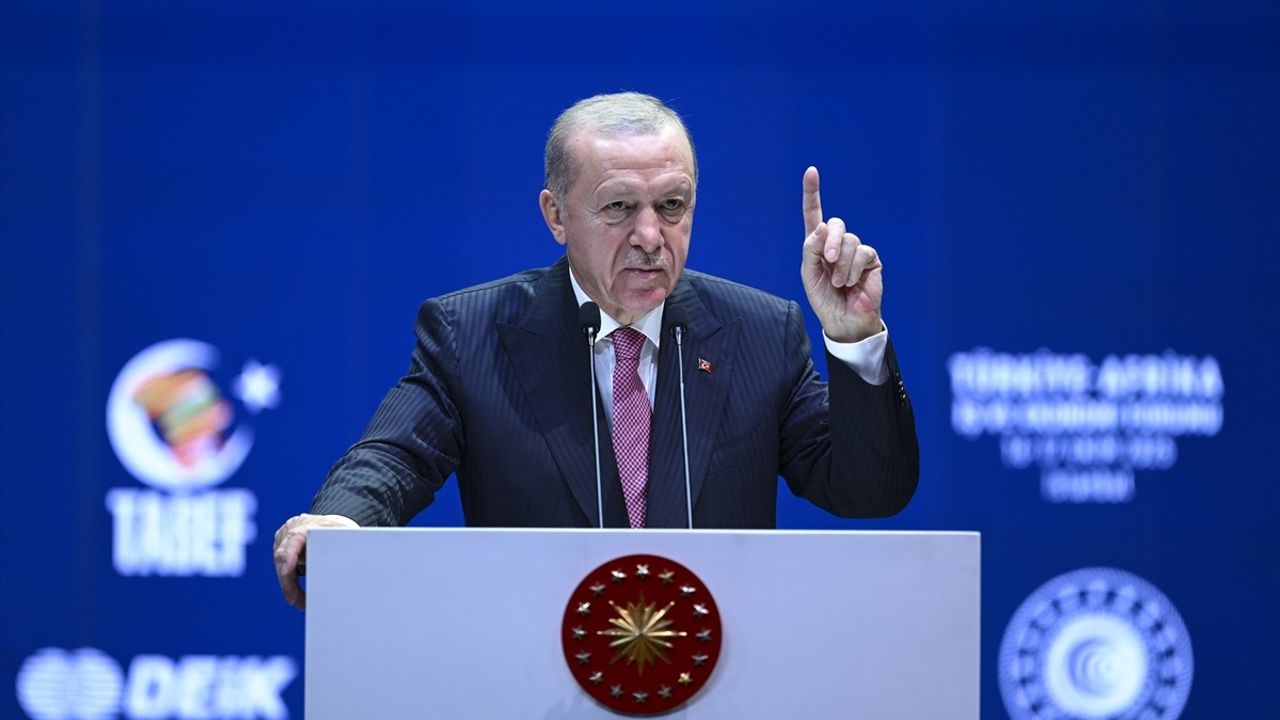 Erdoğan: Türkiye yatırımcılara kapılarını ardına kadar açtı