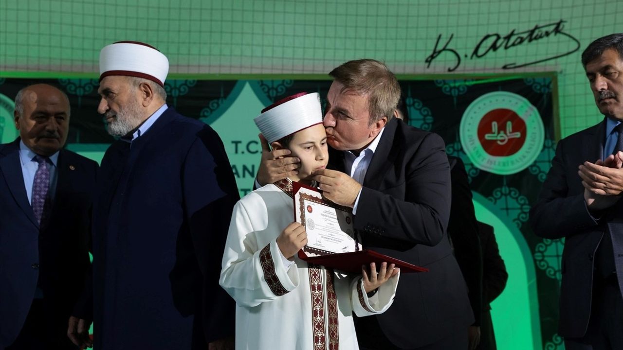 Erzincan'da 163 Hafız için İcazet Töreni