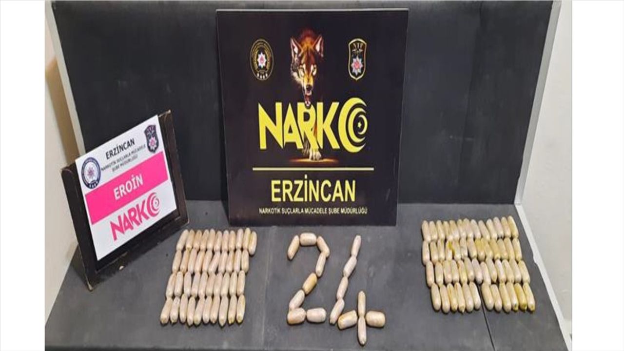 Erzincan'da Midesinden 780,69 g Eroin Çıkarılan 2 İranlı Tutuklandı