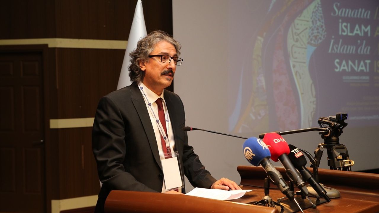 Erzurum'da 'Sanatta İslam, İslam'da Sanat' Kongresi Başladı — 100'ü Aşkın İlim İnsanı Katılıyor