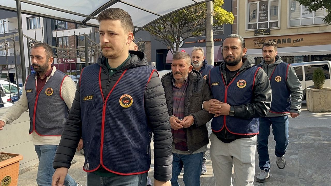 Eskişehir'de 14 Yıldır Kayıp Kardeşini Öldüren Zanlı Tutuklandı