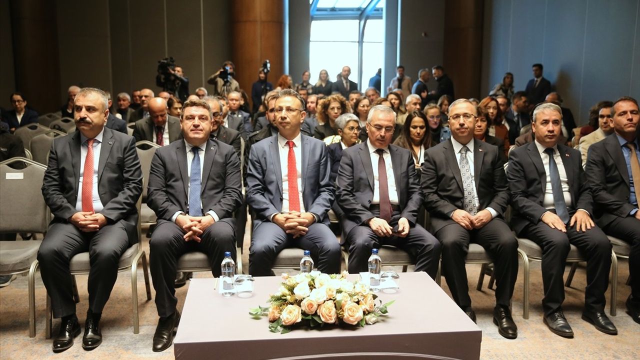 Eskişehir'de 'Geleceğin Mesleki Eğitimi Çalıştayı' — Mesleki Eğitime Yeni Vizyon