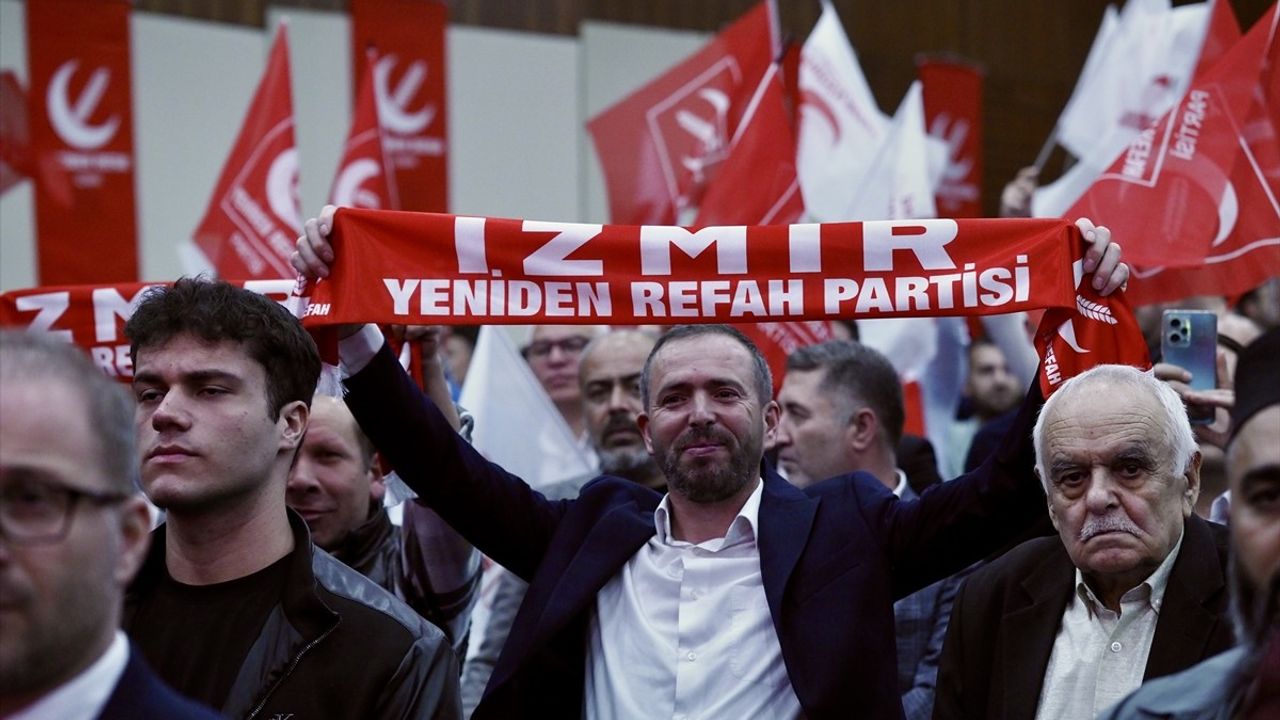 Fatih Erbakan İzmir 3. Olağan İl Kongresi'nde Konuştu