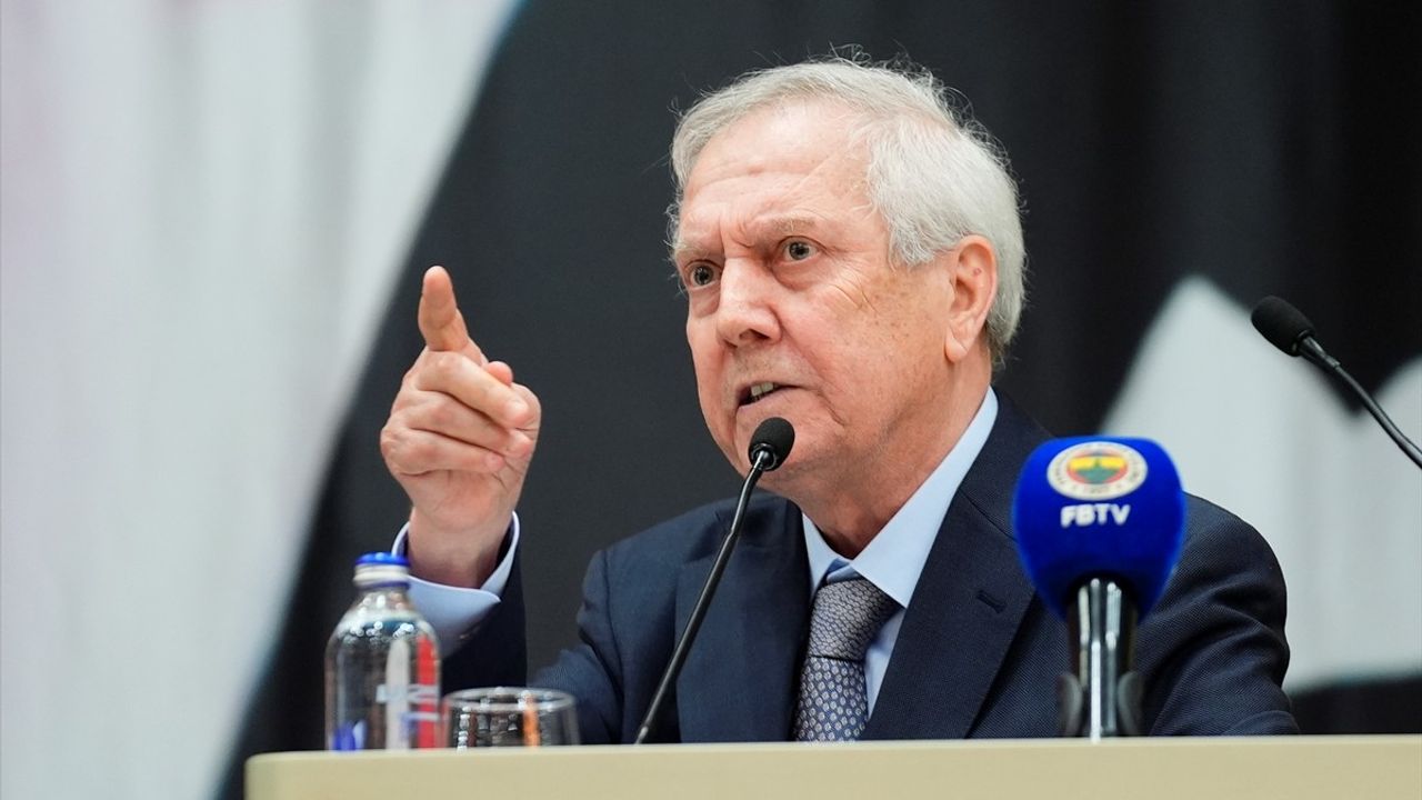 Fenerbahçe'de Aziz Yıldırım'dan 'Kayışdağı'nı Satın, Borcu Kapatın' Çağrısı