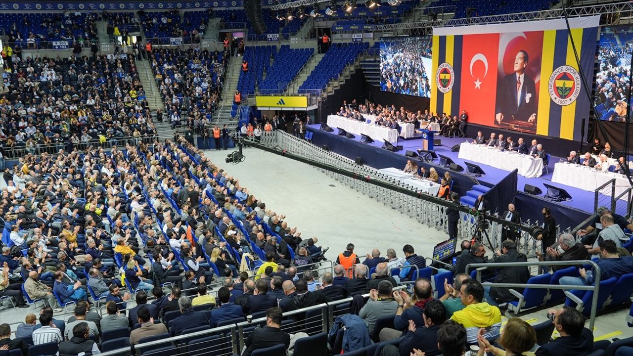 Fenerbahçe Kulübü Olağanüstü Genel Kurul Toplantısı Başladı