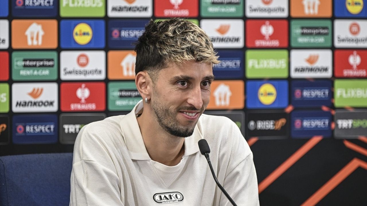 Fenerbahçe - Stuttgart: Hoeness "Kazanmak için her şeyi yapacağız", Atakan "Evimde olmak güzel"