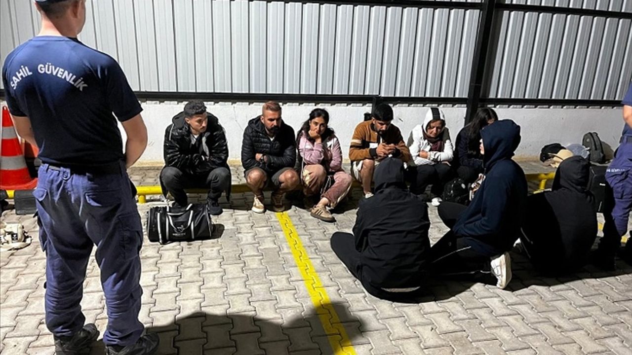 Fethiye'de 20 Düzensiz Göçmen Yakalandı: 3'ü Çocuk