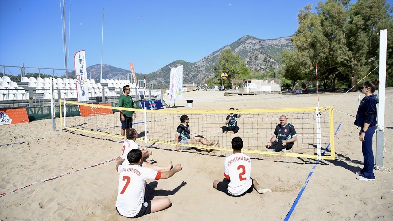 Fethiye'de Bedensel Engelliler Plaj Voleybolu Turnuvası — 6. Uluslararası Fethiye Spor Festivali
