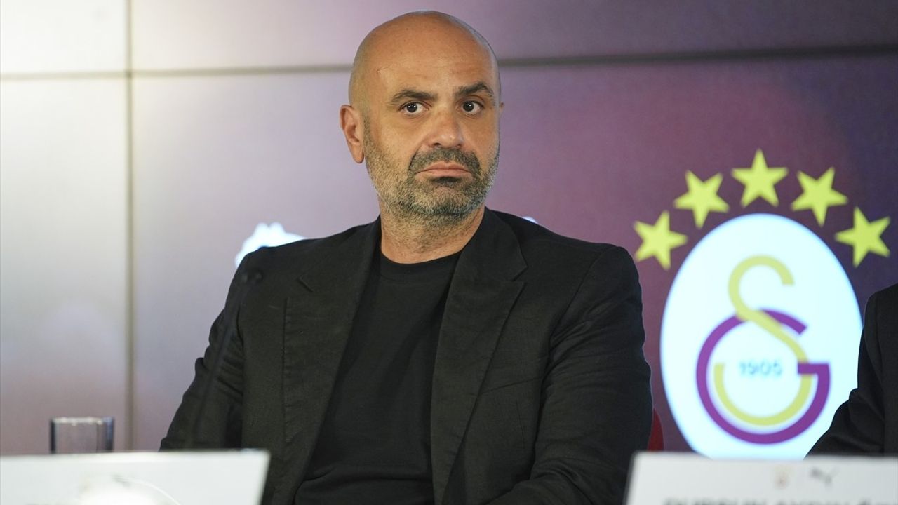 Galatasaray: Özbek ve Kavukcu PUMA İmzasında Şampiyonlar Ligi ve Transferleri Değerlendirdi