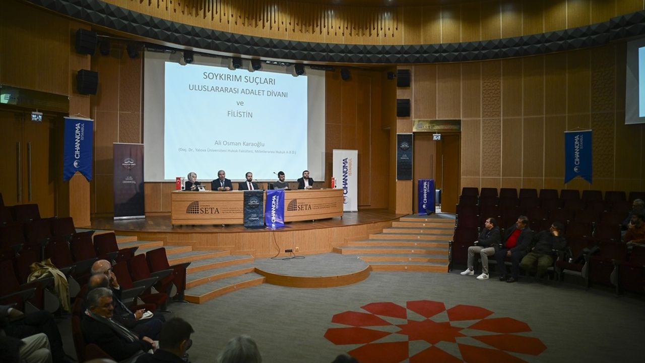 Gazze'de İnsanlık Krizi Paneli: Uluslararası Hukuk ve İsrail Tartışıldı