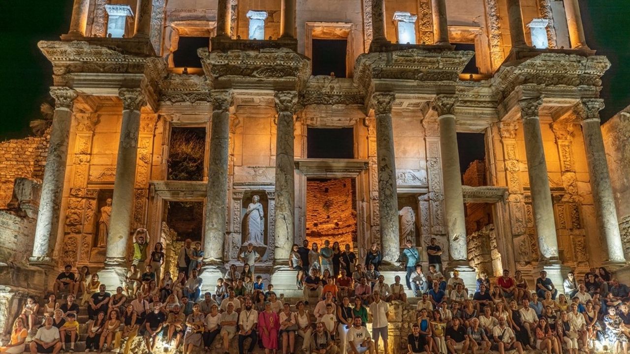 Gece Müzeciliği 2 Kasım'a Uzatıldı: Galata Kulesi, Side ve Efes