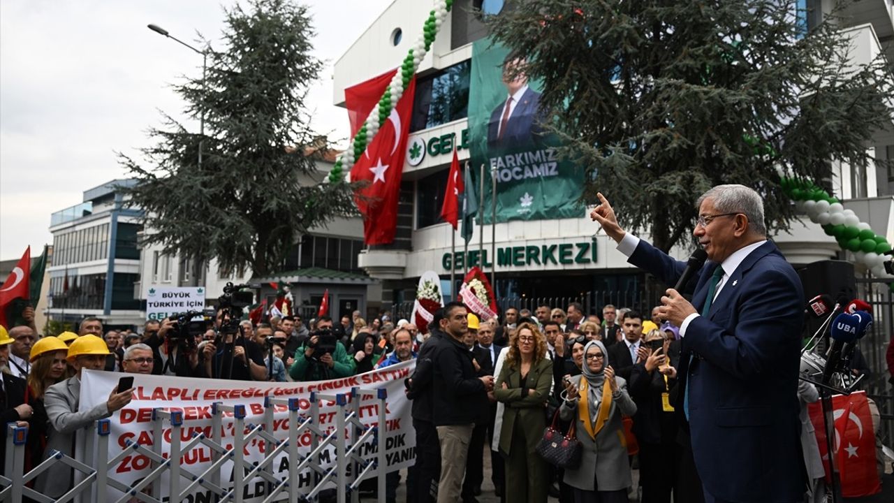 Gelecek Partisi'nin Yeni Genel Merkezi Açıldı — Davutoğlu'ndan Gazze ve Güvenlik Vurgusu