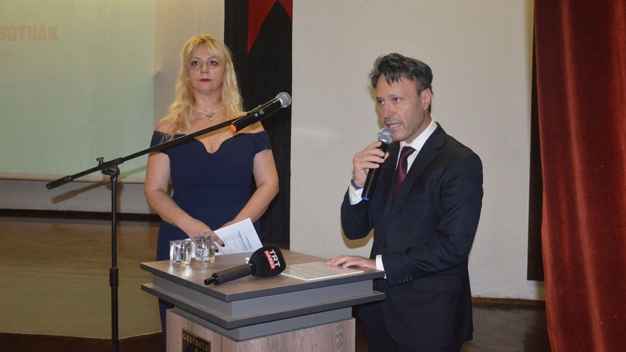 Gelibolu'da Savaşanların Torunları 110 Yıl Sonra Barış İçin Toplandı