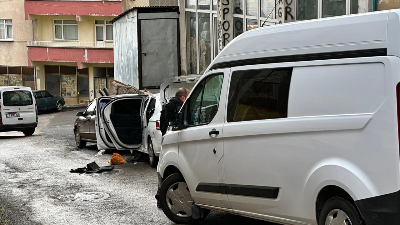 Giresun Şebinkarahisar'da Oğlu Tarafından Silahla Vurulan Baba Öldü