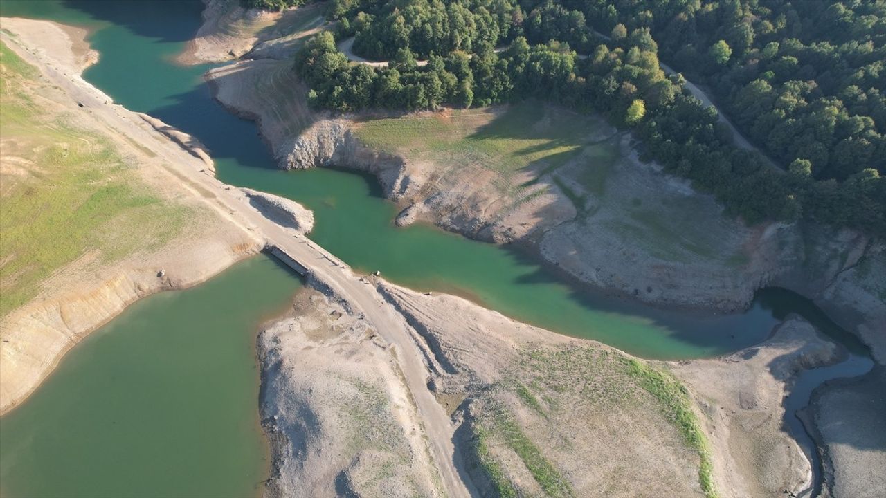 Gökçe Barajı'nda Su Seviyesi Yüzde 30'a Düştü