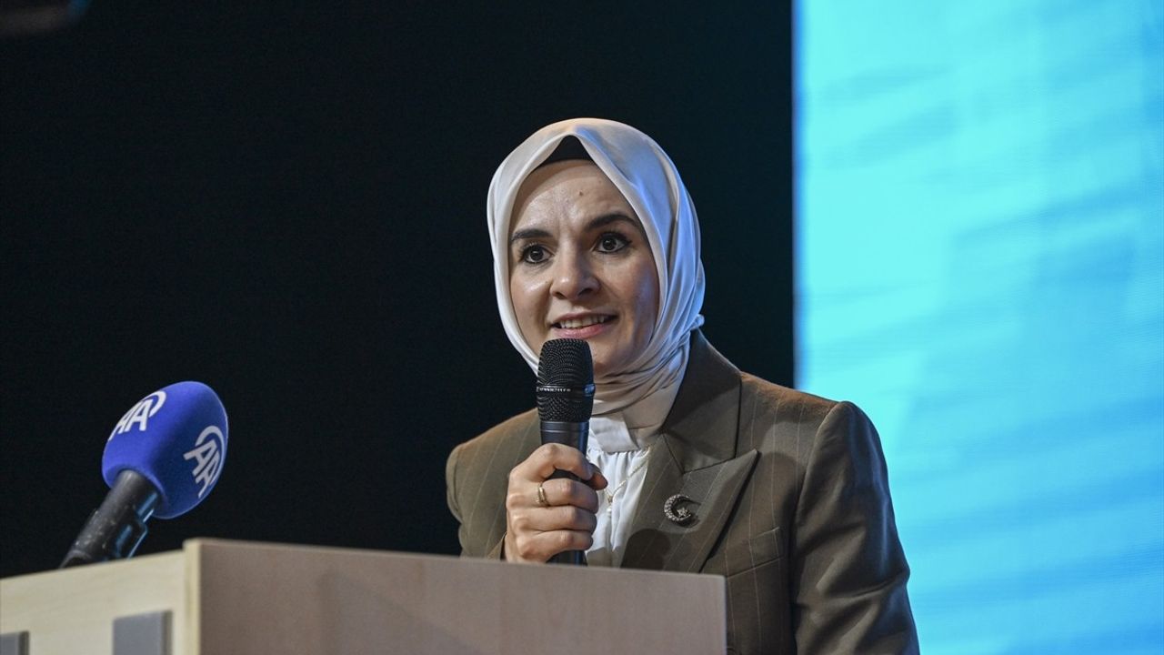 Göktaş: Doğurganlık 1,48'e Geriledi — 2025 Aile Yılı Kritik