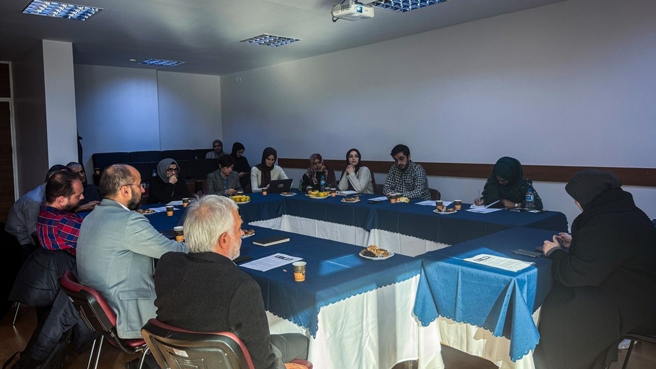 Güz Okulu 2025: Marmara Üniversitesi'nde 'Popüler Kültür ve Medyada Ön Yargı' Paneli